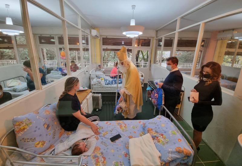 FOTO | Sveti Nikola nije preskočio ni djecu na Pedijatriji SKB Mostar 